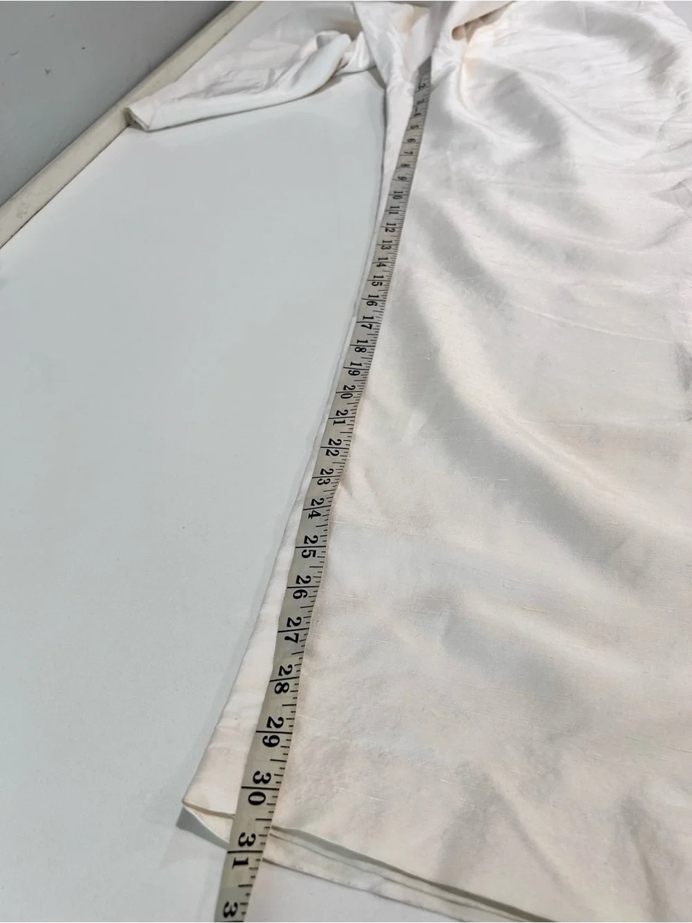 Neiman Marcus High-Rise Wide Leg Pants in Off-White
